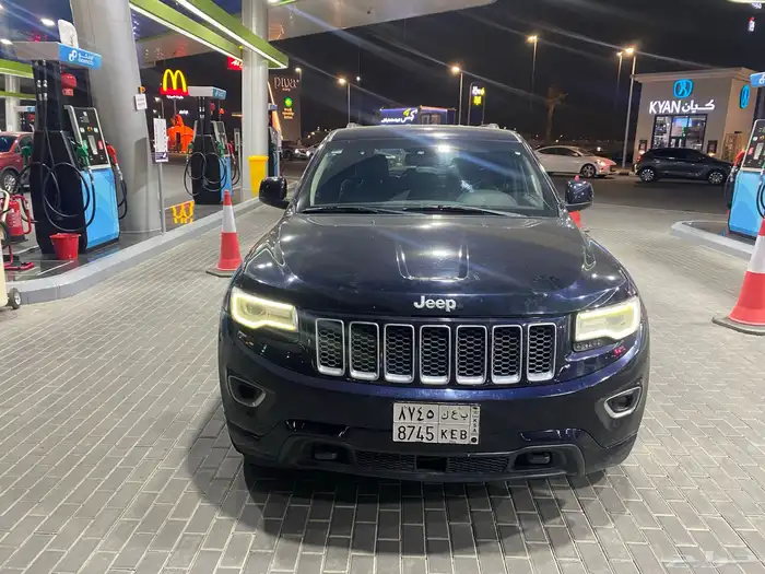 للبيع جيب جراند شروكي لاريدو 0