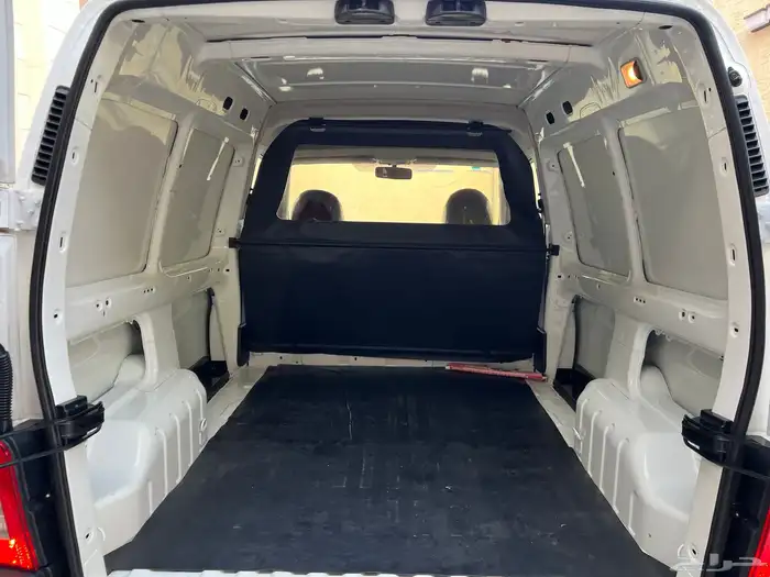 فان بيجو 2009 بضاعة عداد 5 الاف 27