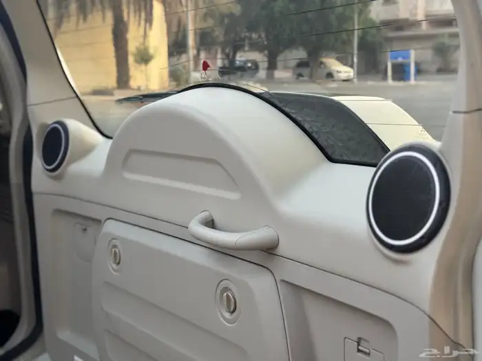 للبيع ميتسوبيشي باجيرو 2017 وكاااله 45