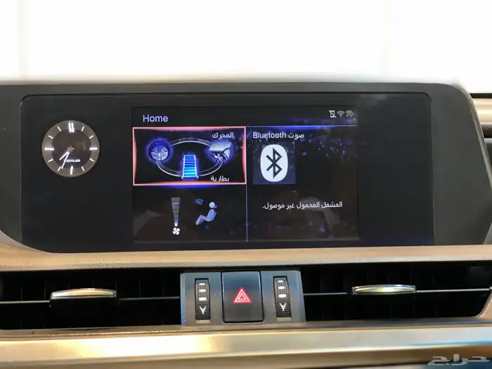 لكزس ES300h 2021 ( هايبرد ) بحالة ممتازة 22