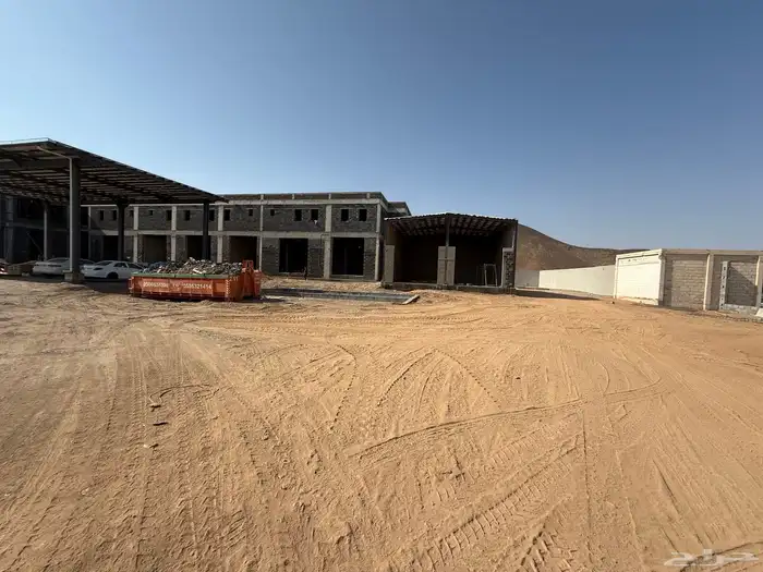 محطة بنزين بها محلات تجارية 10