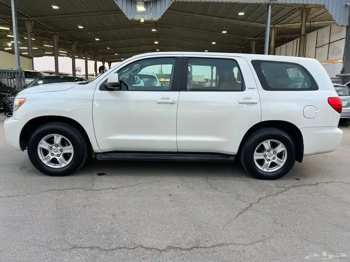 تويوتا سيكويا 2014 نص فل فتحه 4