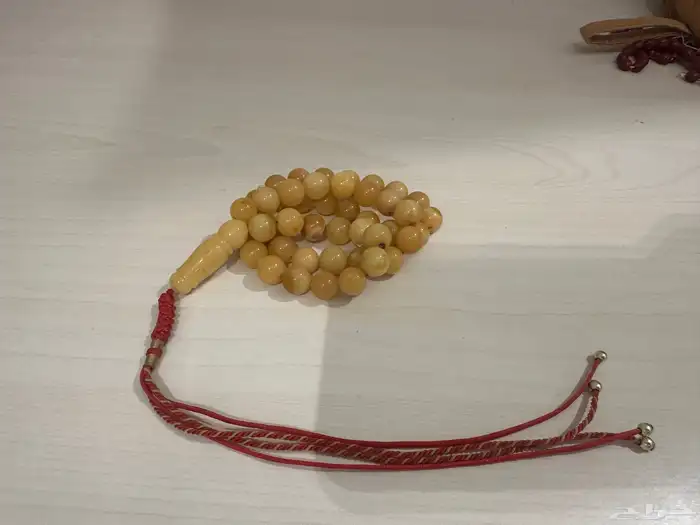 سبحة كهرمان 2