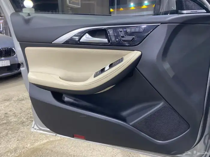 انفينيتي Q30 موديل2017 8