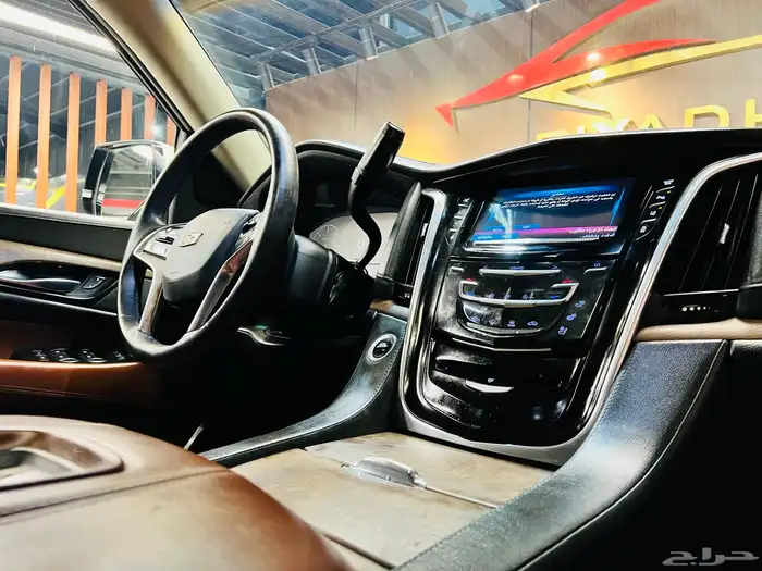 اسكاليد 2015 طويل سعودي ( بحاله ممتازه) 9