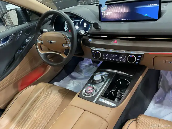 جنسس G80 موديل 2024 رويال 12