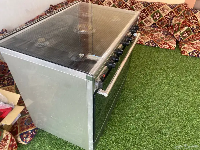 فرن هبرق ايطالي نضيف ع الشرط 90 60 5