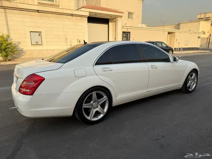 للبيع مرسيدس بانوراما 2006 1