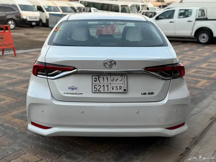 تويوتا كورولا 2023 نظيفة 4