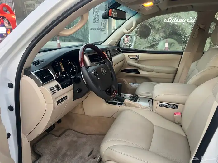 جيب لكزس lx570 2013 14