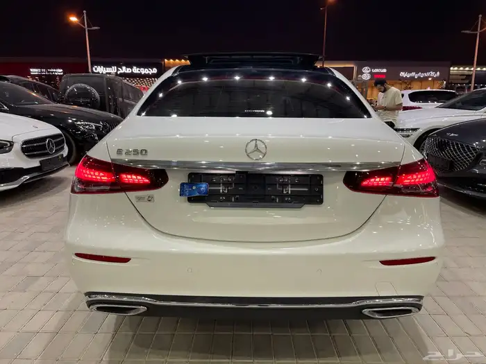 مرسيدس 2021 E250 بانوراما رادار قياده ذاتيه ( بنزين ) 2.0T 5