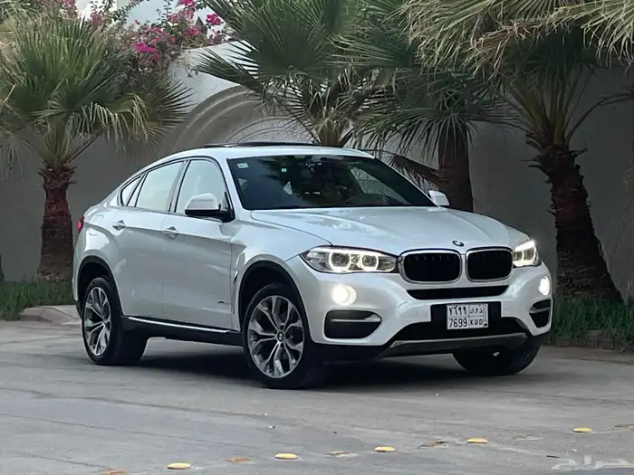 بي ام دبليو X6 2017 فل نظيف جدا منوة المستخدم 26