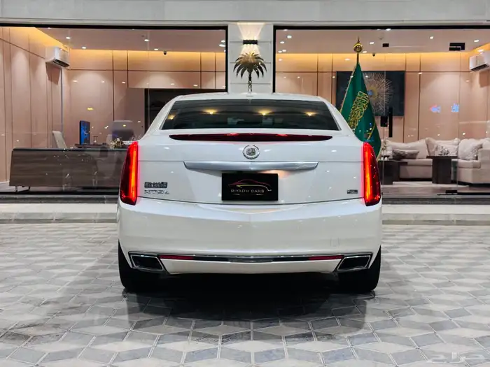 كاديلاك XT5 فل كامل نظيف جدا 5