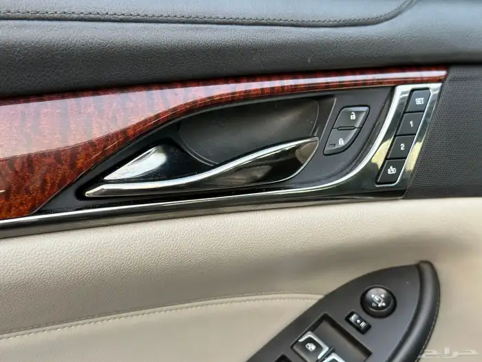 كاديلاك CTS 2019 22