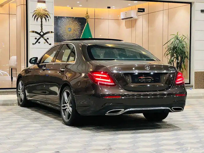 مرسيدس E400 فل كامل نظيف جدا سعودي 3