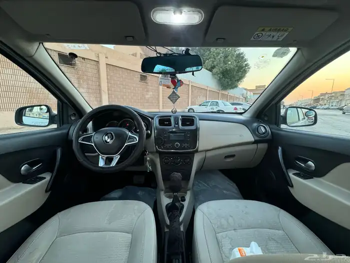 رينو سيمبول 2017 اوتوماتيك نظيف 9