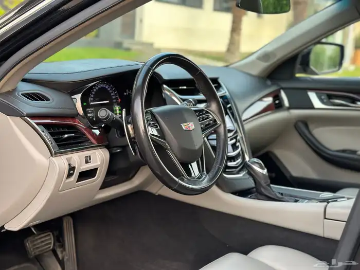 كاديلاك CTS 2019 9
