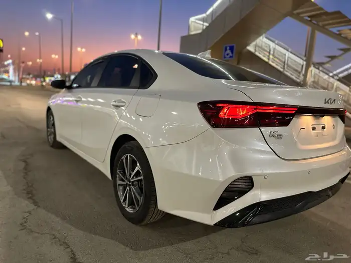 كيا سيراتو 1