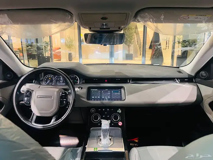 لاند روفر ايفوك 2020 (بحالة ممتازة ) 16