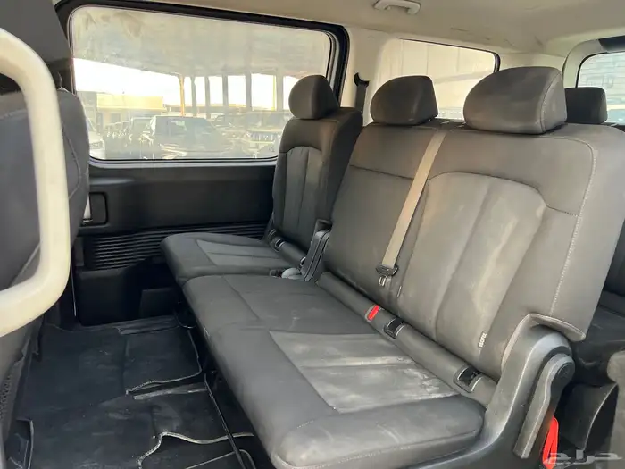 هيونداي ستاريا 2022 بنزين 9 ركاب 8