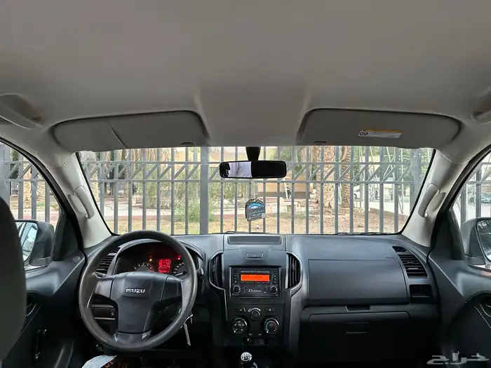 ايسوزو بكب غمارتين موديل 2023 سعودي قير عادي 18