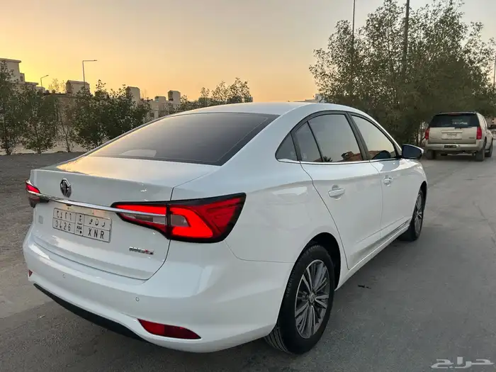 MG 5 مديل 2022 فل كامل 5