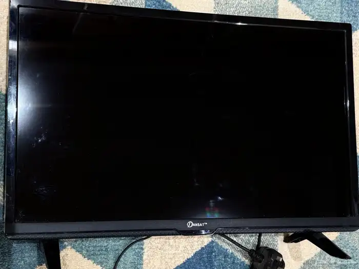 شاشة دانسات 24 بوصة عالية الدقة طراز ( DTE24BF ) 1