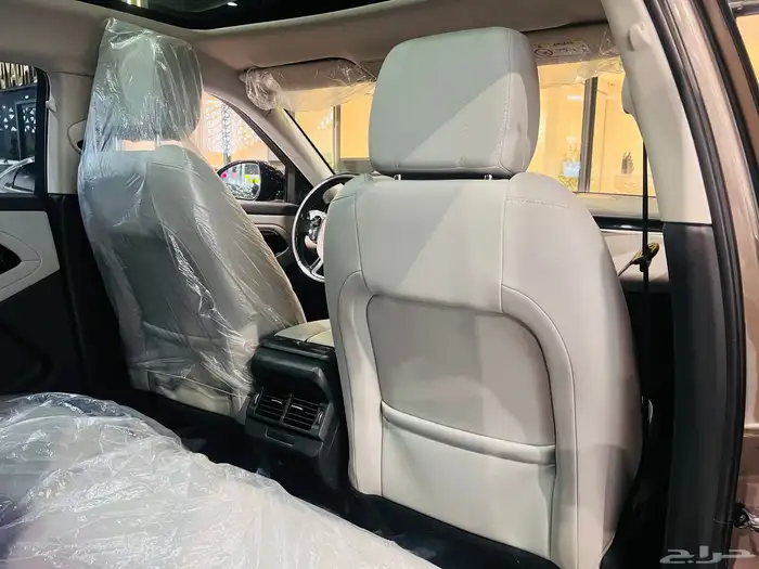 لاند روفر ايفوك 2020 (بحالة ممتازة ) 10