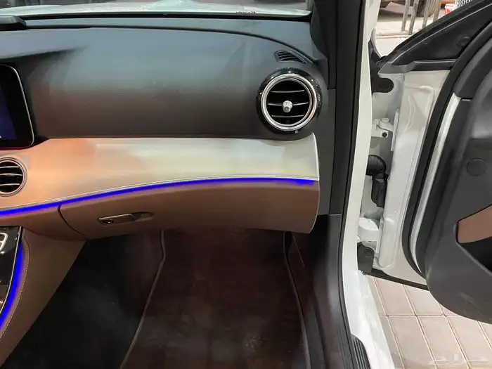 مرسيدس 2021 E250 بانوراما رادار قياده ذاتيه ( بنزين ) 2.0T 19