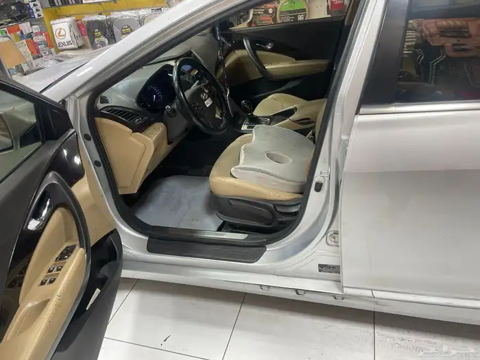 ازيرا للبيع 2014 للتواصل واتساب واتصال 3