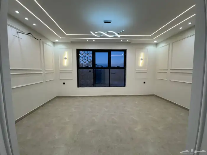 للبيع شقق تمليك علوي بسطح خاص ومصعد شغال بالاسكان شارع 25 م 7