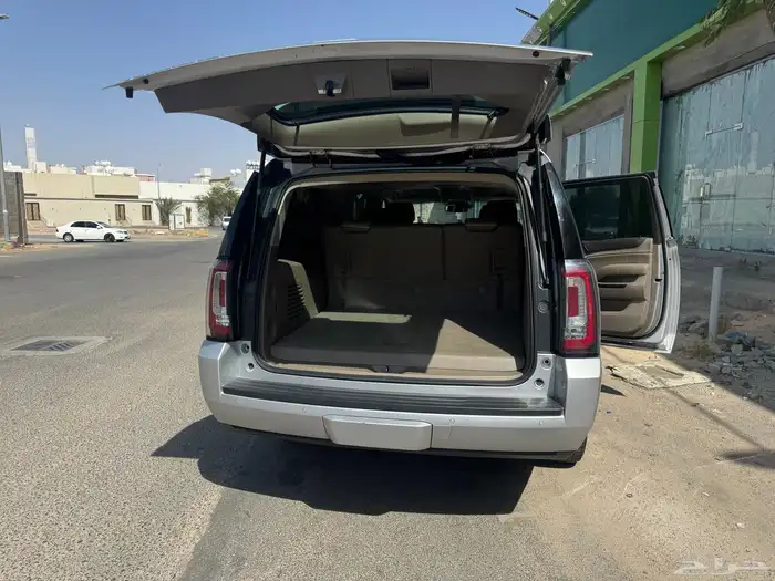 جمس يوكن 2017 SLE XL نظيف على الشرط بحاله الوكاله ممشى 33الف 4