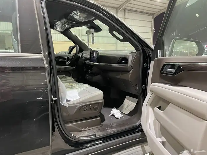 شفروليه تاهو 2025 ستاندر خليجي بدون دبل (بنزين ) 13