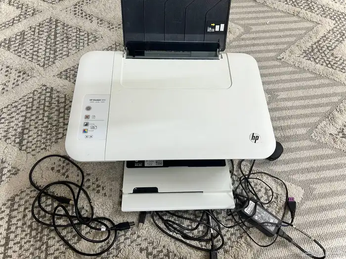 طابعة HP Deskjet 1510 1