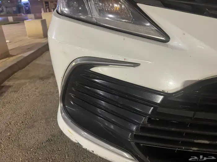 صدام كامري 12