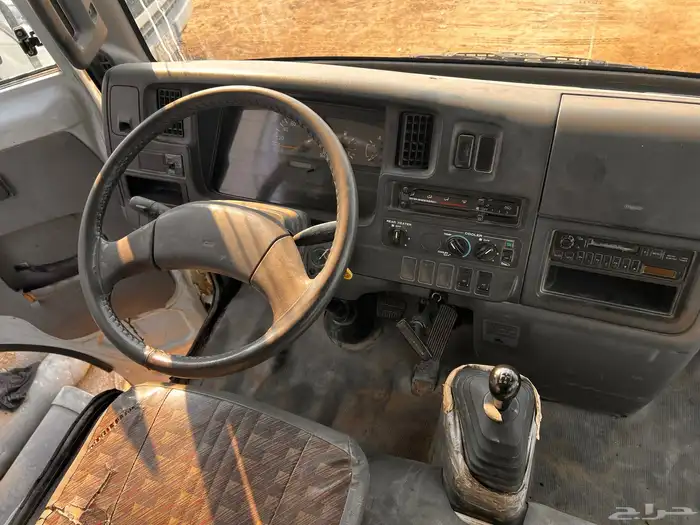 البيع باص نيسان سفليان رقم التواصل 6