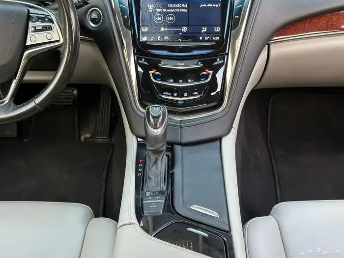 كاديلاك CTS 2019 18