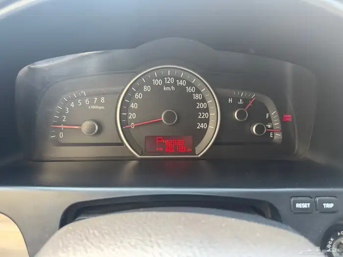 جيب كيا موهافي موديل 2012 18