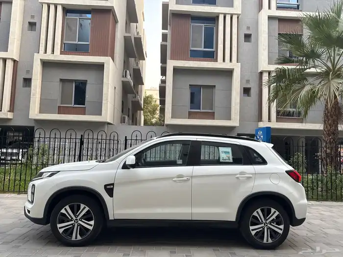 ميتسوبيشي ASX 2022 فل كامل 9