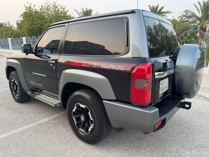 نيسان باترول ربع 2022سوبرسفاري قير عادي مع ونش فل كامل نادر 16