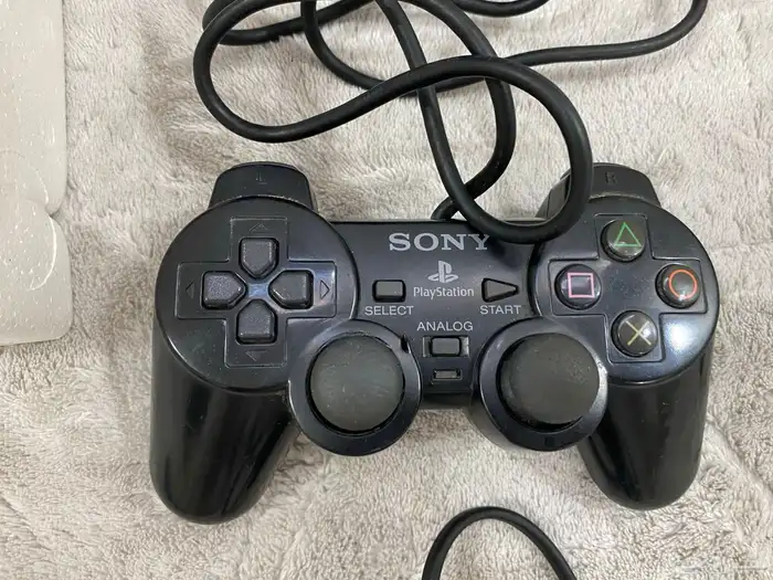 عرض بلايستيشن 2 فات 2