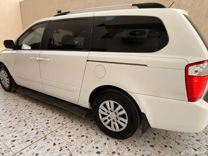 كيا كرنفال 2015 0