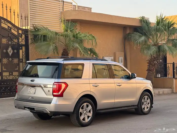 اكسبيدشن 2019 بحالة ممتازة 7