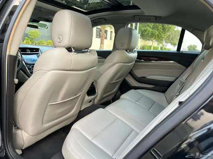 كاديلاك CTS 2019 13