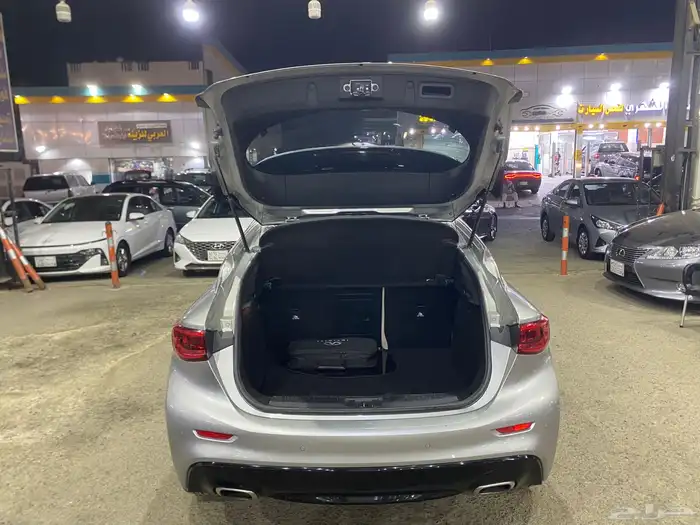 انفينيتي Q30 موديل2017 6