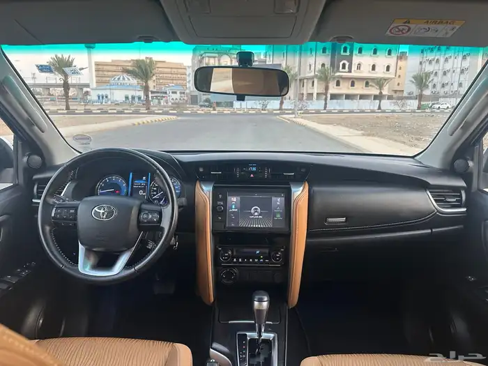 فورشنر 6 سلندر دبل (VX) 2023 ( بحالة الوكالة ) 49