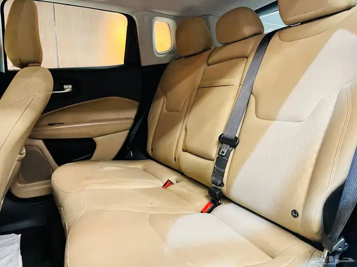 جيب كومباس 2018 سعودي ( بحاله ممتازه) 14