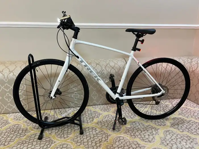 دراجة تريك TREK هجين FX3 D 3