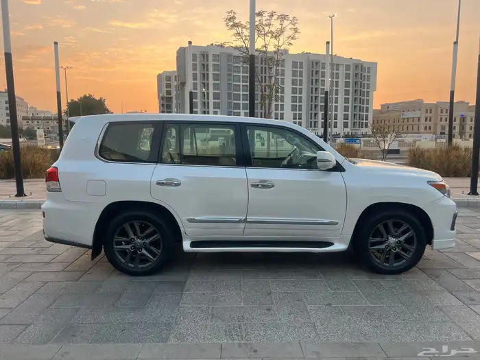 جيب لكزس lx570 2013 7