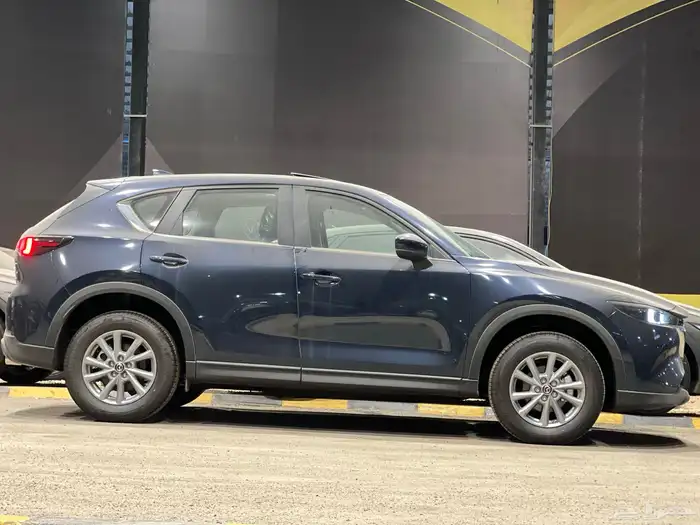 مازدا CX5 نص فل 2025 اصفار 2.0 5